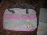 НОВА бебешка чанта, много удобна с подложка за повиване, 7 лв Picture_1165.jpg