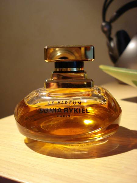 Le Parfum by Sonia Rykiel DSC027922.JPG Big