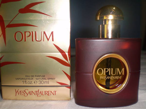 OPIUM-Yves Saint Laurent-25/30мл. P2070140.JPG Big