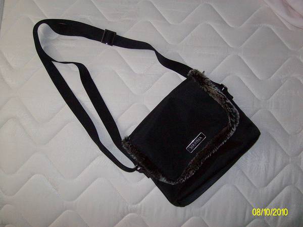 Черна чанта "MAXIMA" за през рамо ALIM48481.JPG Big