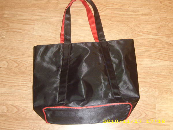 Чанта тип "торба" черно и червено Picture_2051.jpg Big
