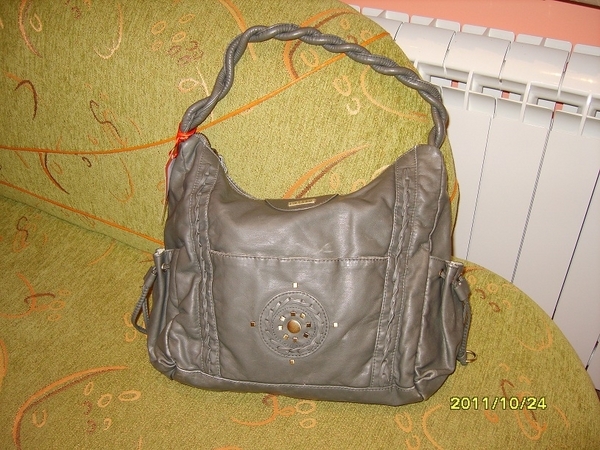 Чисто нова, оригинална чанта Ripcurl Vaina_a6.jpg Big