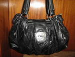 черна чанта+ подарък втора по-малка IMG_16721.JPG