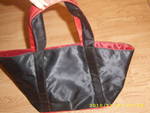 Чанта тип "торба" черно и червено Picture_2091.jpg