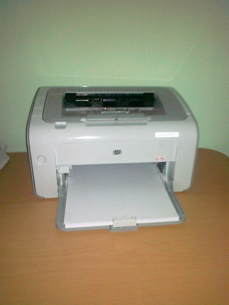 Лазерен принтер НР LaserJet Pro P1102 509_004.jpg Big