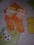 Продавам плюшено гащеризонче, подарък към него сладки чорапки 04531.jpg