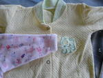 Лот бебешки пижамки с подарък боди P1020325.JPG