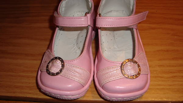 Обувки за малка принцеса DSC02033.JPG Big