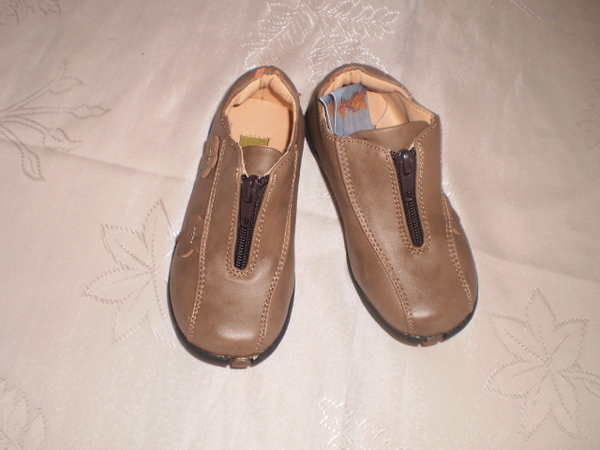 чисто нови детски обувчици на Барт kaliioppa_P90900011.JPG Big