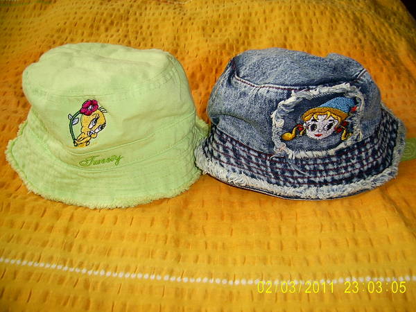Две шапчици за малка девойка PIC_8028.JPG Big