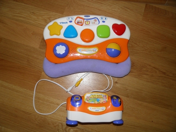 Vtech Vsmile Ваву конзола за игра, джойстик и 1 игра mar4e_P1023020.JPG Big