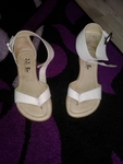 чудесни сандалки в бяло и златисто mimito8_24438621_2_800x600.jpg