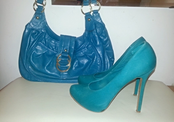 Обувки BERSHKA и чанта в актуален цвят gemma_IMG_20140119_025700.jpg Big