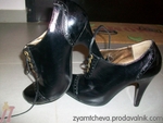 Красиви, лачени обувки, номер 36 zyantcheva_la4eni-1.jpg