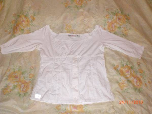 бяла еластична блузка CIMG6732.JPG Big