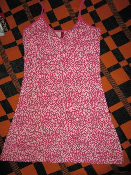 розова рокля на сърца-12лв 1_1.JPG Big