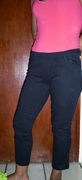 Втален и еластичен панталон на Tally Weijl belleamie_S5034213.JPG Big