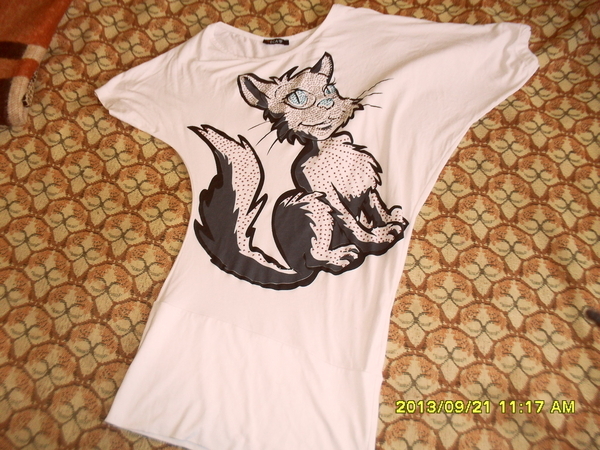 Бяла блузка (туника) с котенце neposlu6nata_SDC15497.JPG Big