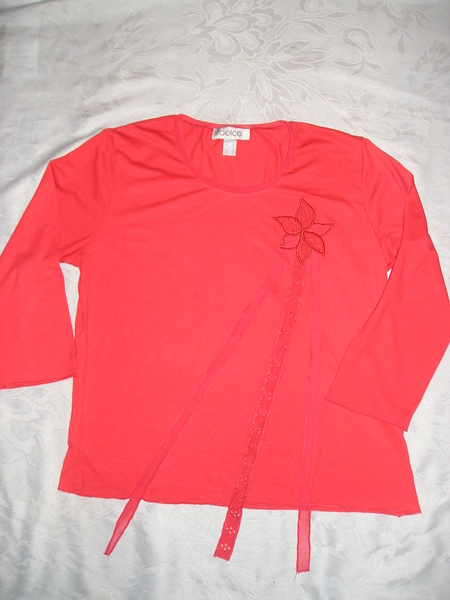 Червена блузка с цвете - 5 лв P10106671.JPG Big
