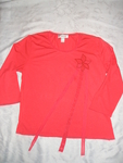 Червена блузка с цвете - 5 лв P10106671.JPG