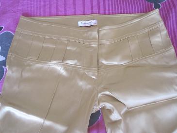 Сатениран ефектен "златен" панталон- размер 38- вече 20 лева с пощенските pantG3.jpg Big